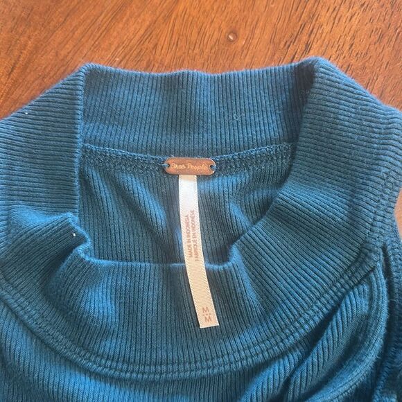 Free people cold shoulder dress M (6024A) - Picture 3 of 3